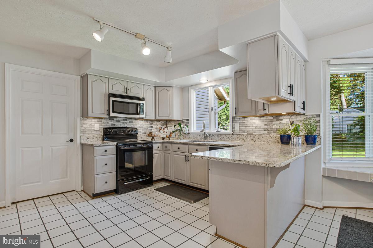 7887 Poplar Grove Road Severn, MD 21144 - Photo 13 of 49