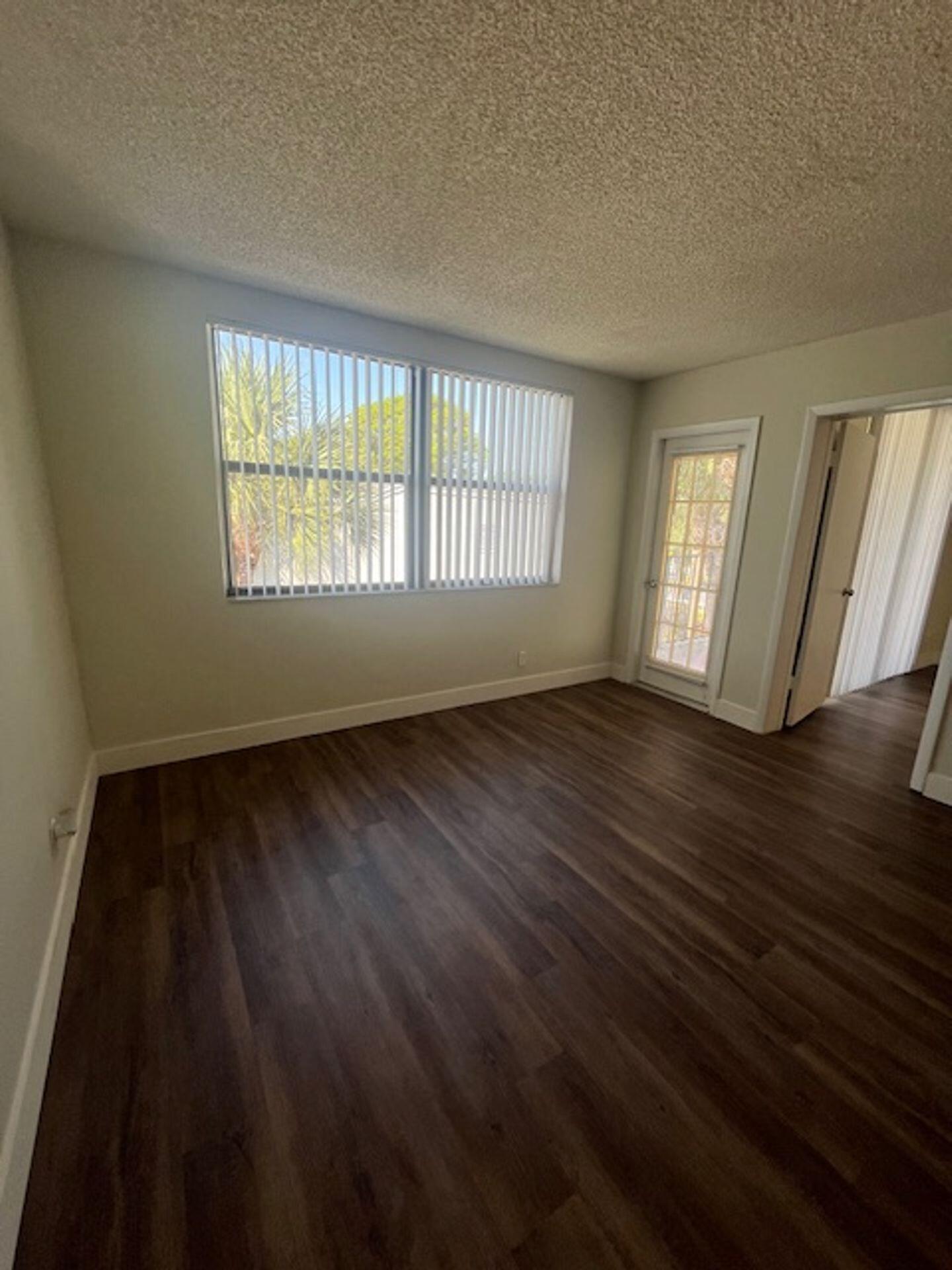 738 Executive Center Drive, Unit 34 West Palm Beach, FL 33401 - Photo 6 of 22 original