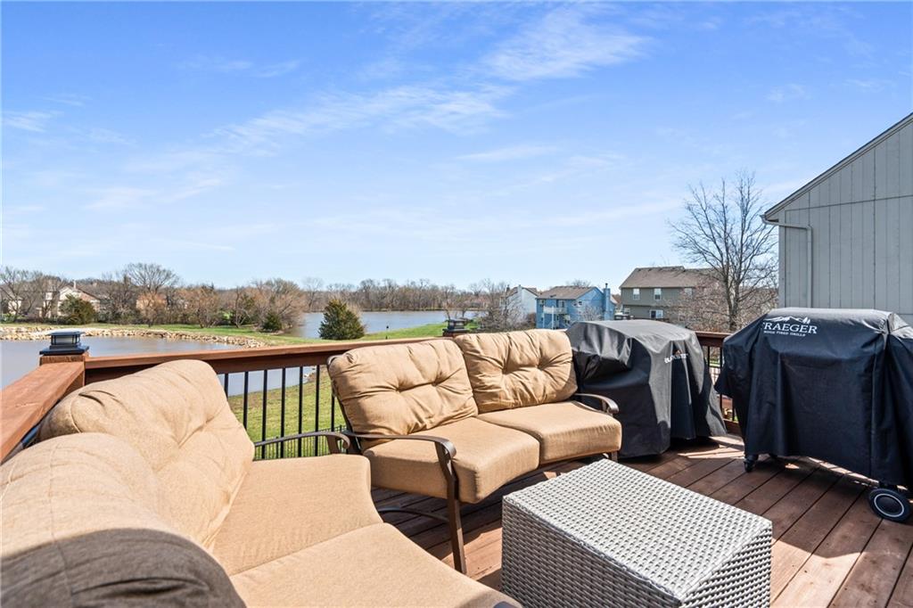 20739 South Barker Road Spring Hill, KS 66083 - Photo 13 of 25