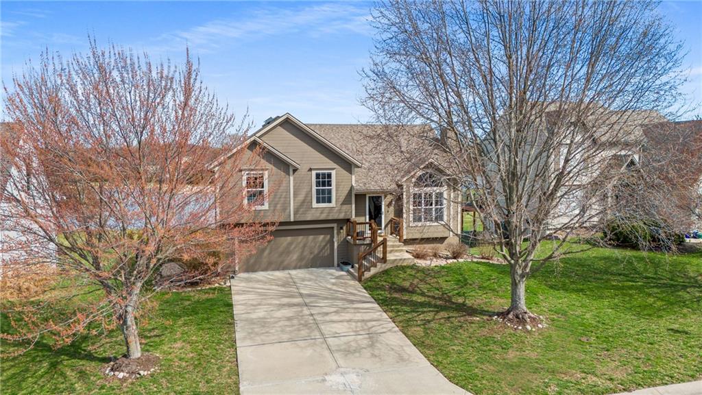 20739 South Barker Road Spring Hill, KS 66083 - Photo 4 of 25