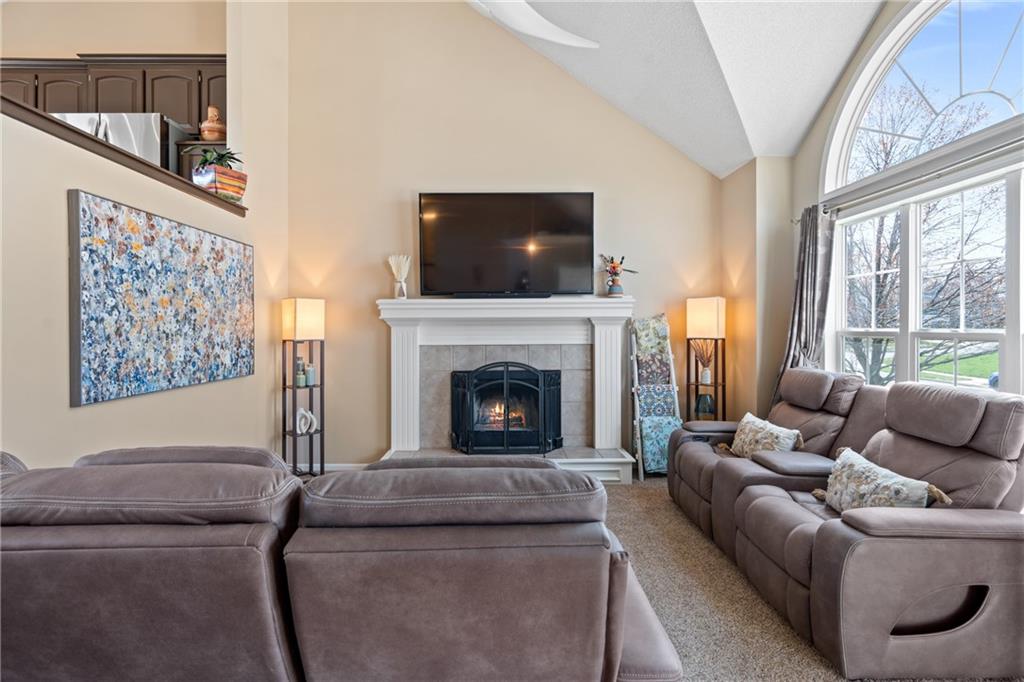 20739 South Barker Road Spring Hill, KS 66083 - Photo 8 of 25