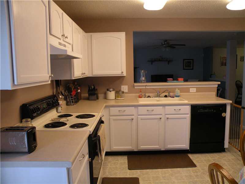 6878 Merritt Ridge Way Avon, IN 46123 - Photo 7 of 24