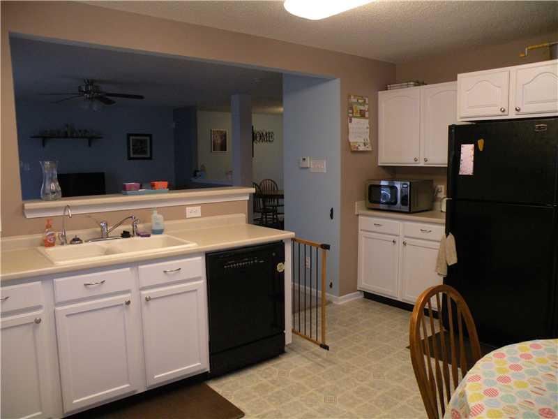 6878 Merritt Ridge Way Avon, IN 46123 - Photo 8 of 24