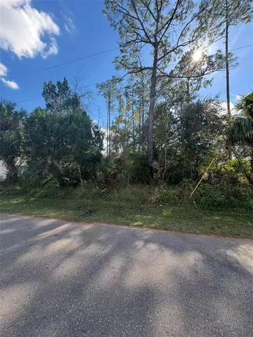 a view of outdoor space with city view