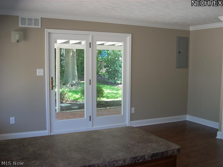 8689 Lynnhaven Road Parma Heights, OH 44130 - Photo 7 of 19