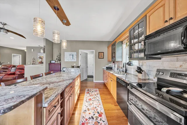 $1,200,000 | 213 Redwood Terrace, Huddleston, VA 24104