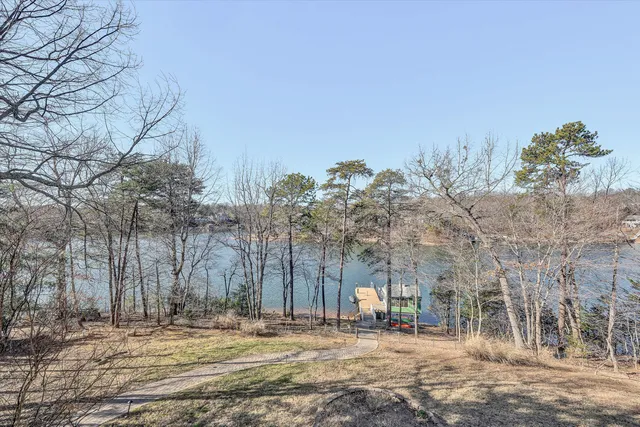 $1,200,000 | 213 Redwood Terrace, Huddleston, VA 24104