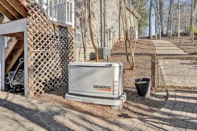 $1,200,000 | 213 Redwood Terrace, Huddleston, VA 24104