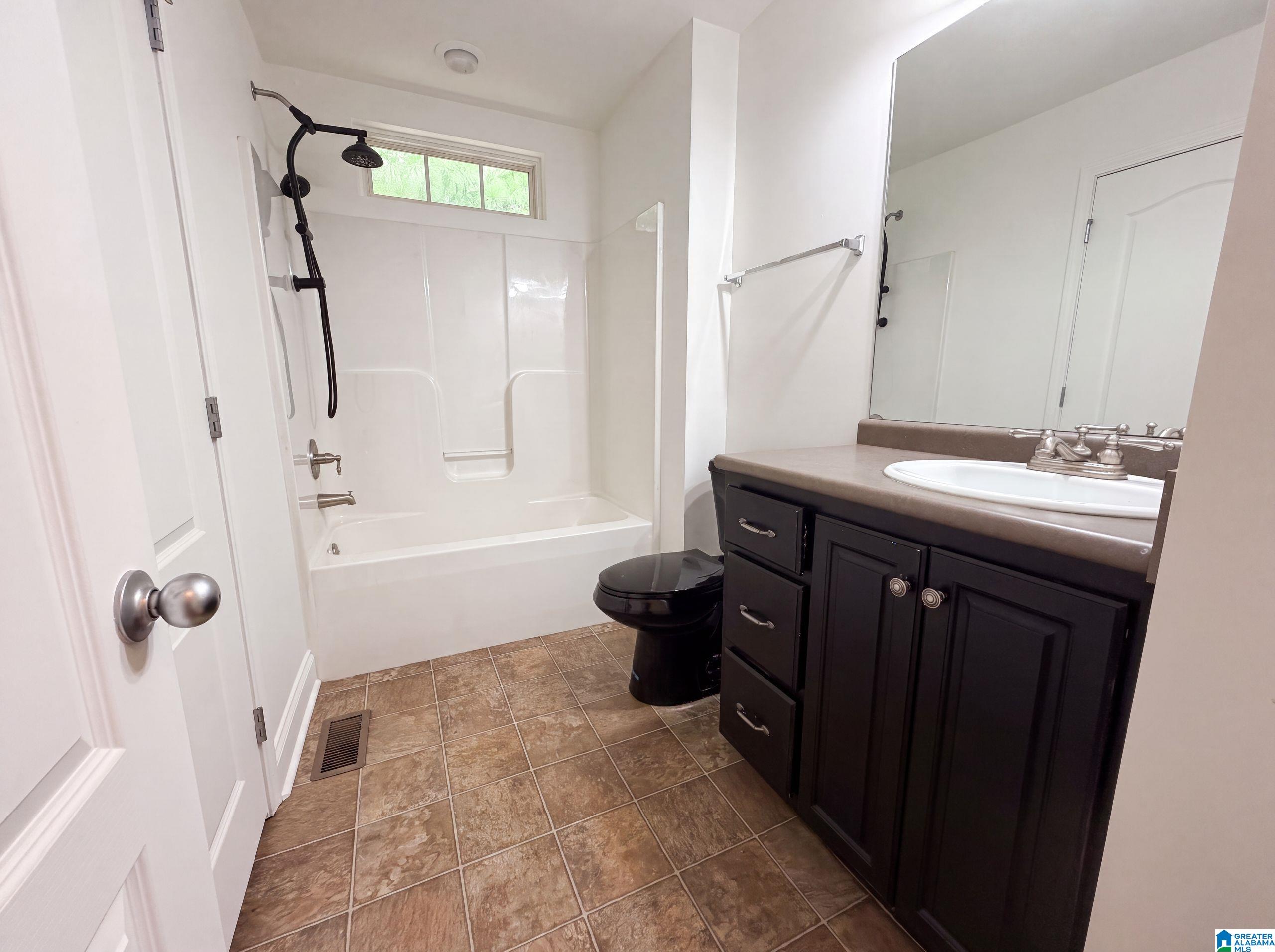 100 Miranda Road Warrior, AL 35180 - Photo 12 of 20