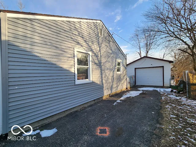 $129,995 | 2514 Greenview Avenue, New Castle, IN 47362