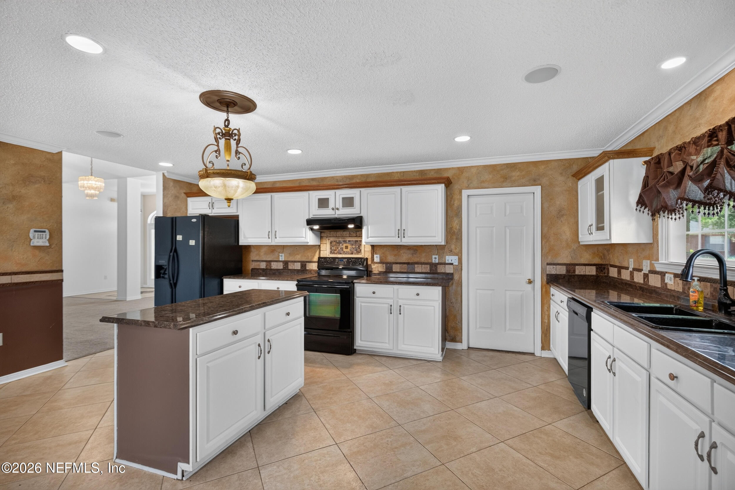 2432 Mallory Hills Road Jacksonville, FL 32221 - Photo 27 of 68 27_kitchen 7