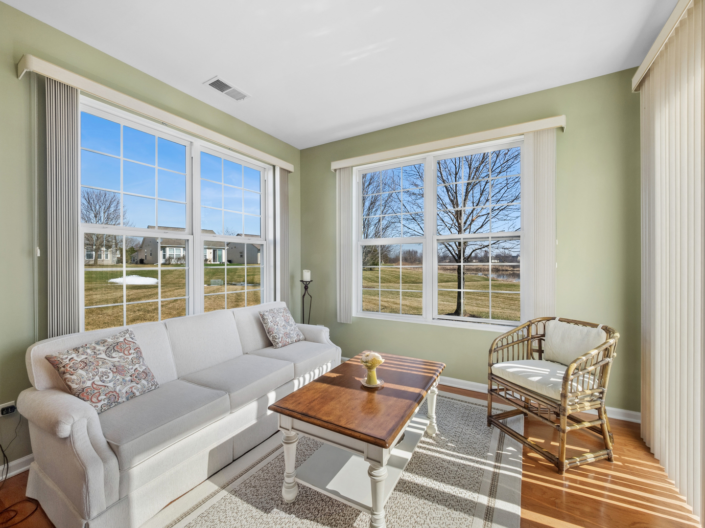 2791 Beacon Point Circle Elgin, IL 60124 - Photo 15 of 36 Gallery Image 15