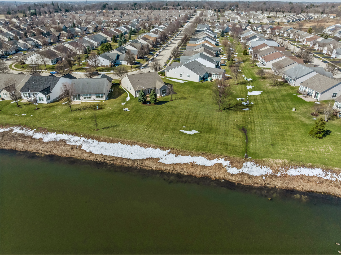 2791 Beacon Point Circle Elgin, IL 60124 - Photo 25 of 36 Gallery Image 25