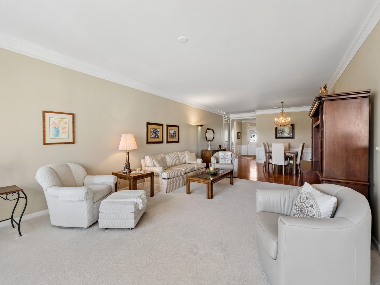 2791 Beacon Point Circle Elgin, IL 60124 - Photo 6 of 36 Gallery Image 6