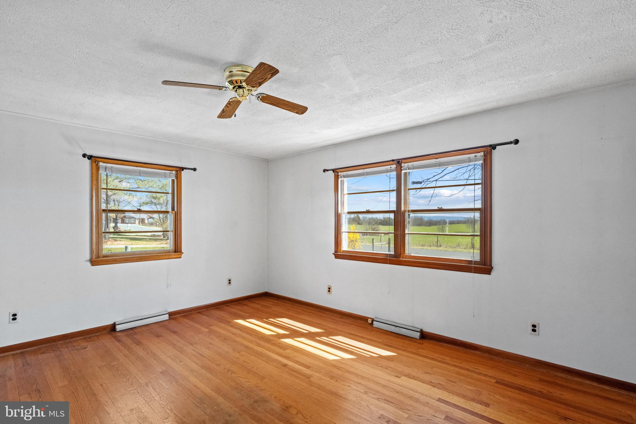 266 Ritter Road White Post, VA 22663 - Photo 12 of 30 Large family room