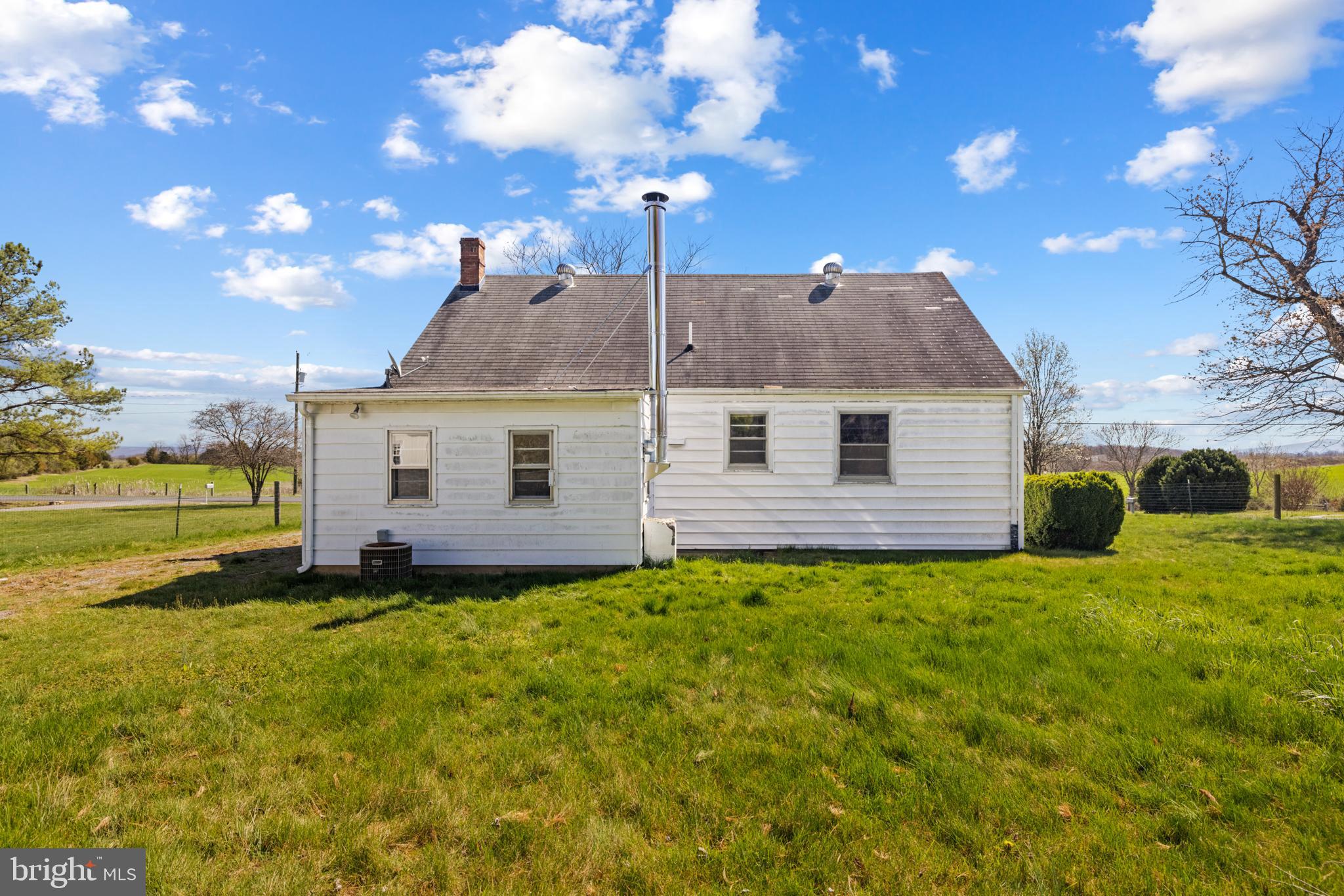 266 Ritter Road White Post, VA 22663 - Photo 7 of 30