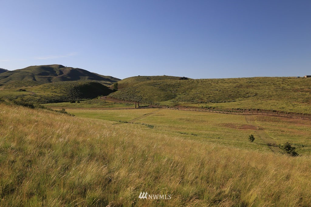 40 Blackbird Road Winthrop, WA 98862 - Photo 17 of 39 Gallery Image 17