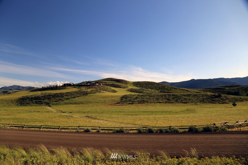 40 Blackbird Road Winthrop, WA 98862 - Photo 6 of 39 Gallery Image 6