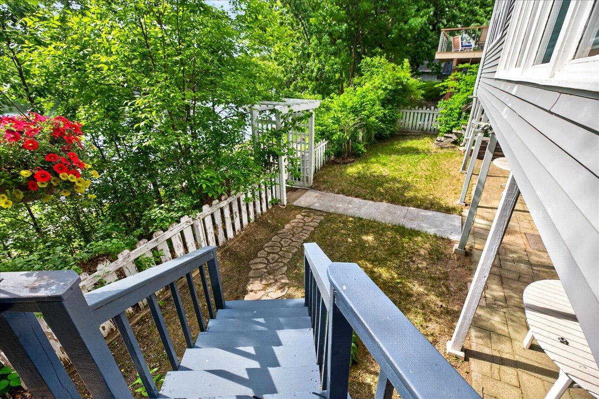 79 Long Lake Road Mahtomedi, MN 55115 - Photo 20 of 54