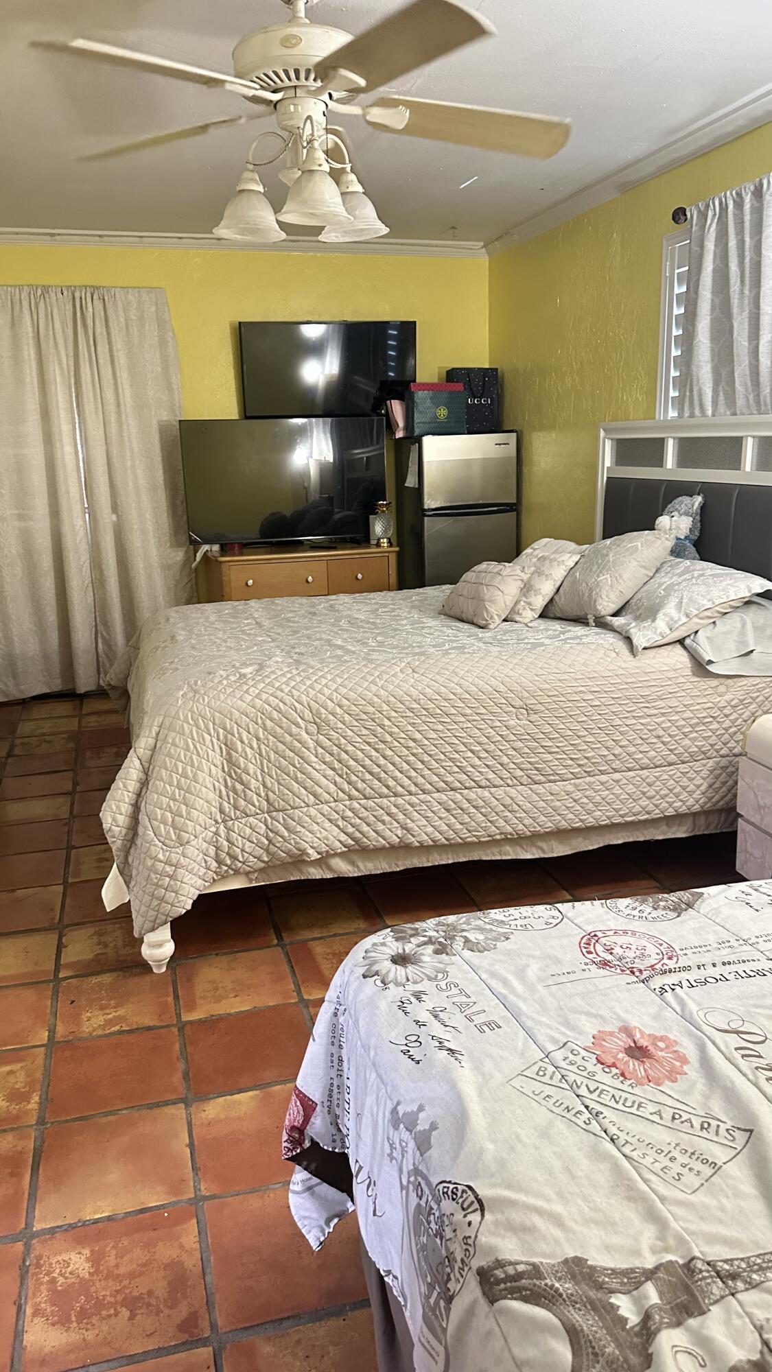 2842 Somerset Road Lake Worth, FL 33462 - Photo 14 of 29 IMG_2130