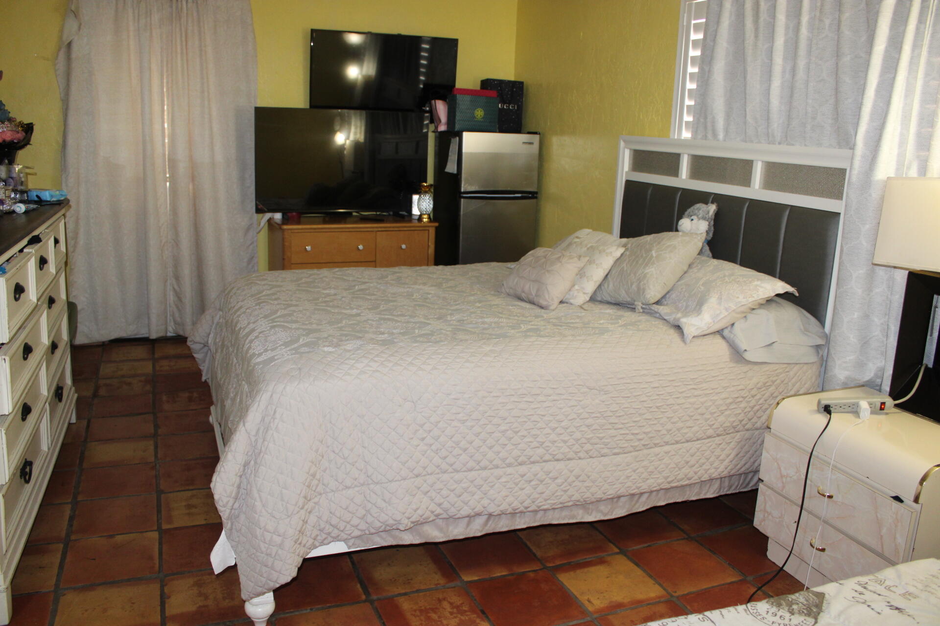 2842 Somerset Road Lake Worth, FL 33462 - Photo 15 of 29 IMG_3937