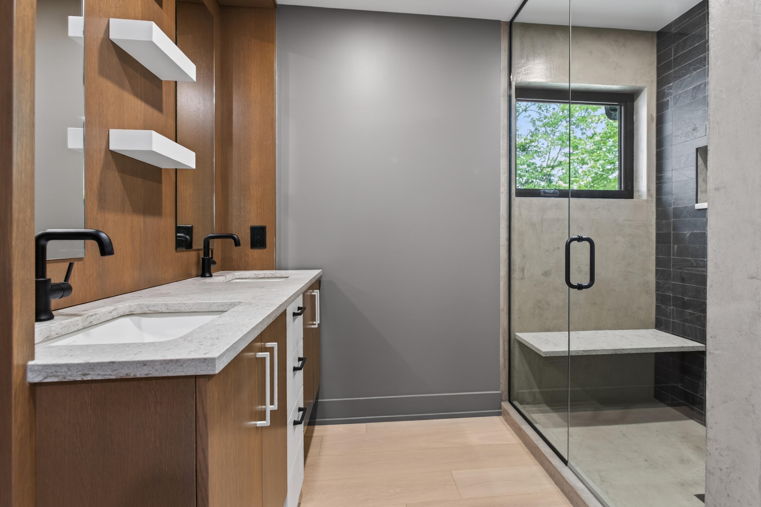 9356 East Locke Road Union Pier, MI 49129 - Photo 22 of 32 Ensuite bath