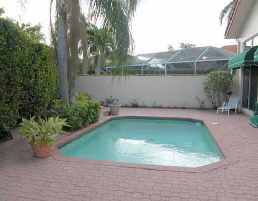 6594 Hampton Circle Boca Raton, FL 33496 - Photo 10 of 12 Additional Photo