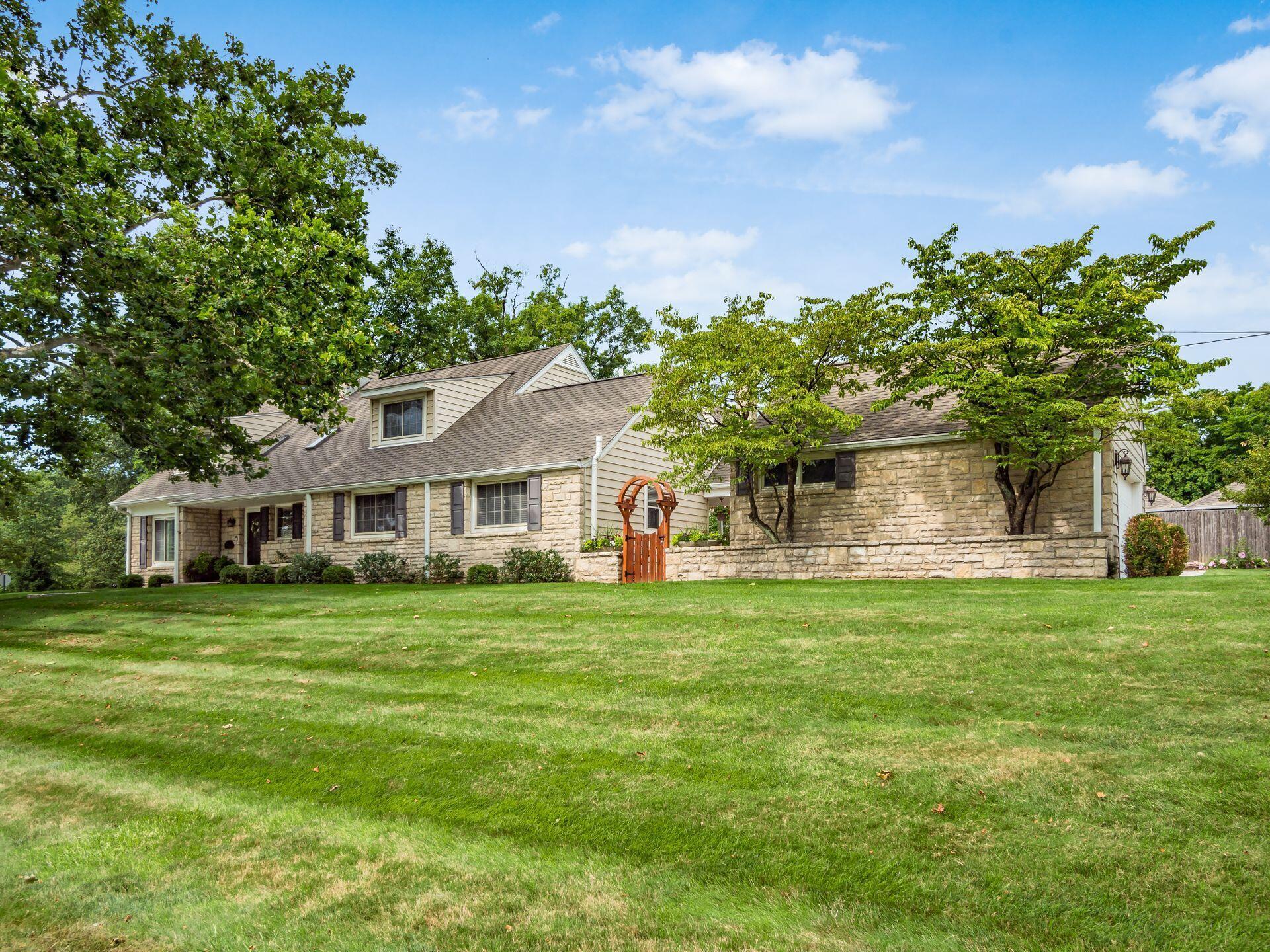 363 South Kellner Road Columbus, OH 43209 - Photo 3 of 72 Front Exterior
