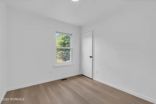 $3,600 | 944 Yellowbank Road, Toms River, NJ 08753