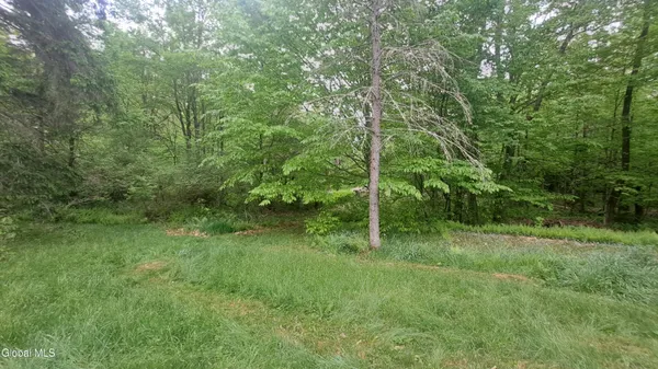 $120,000 | 21 Longview Trail, Sand Lake, NY 12153