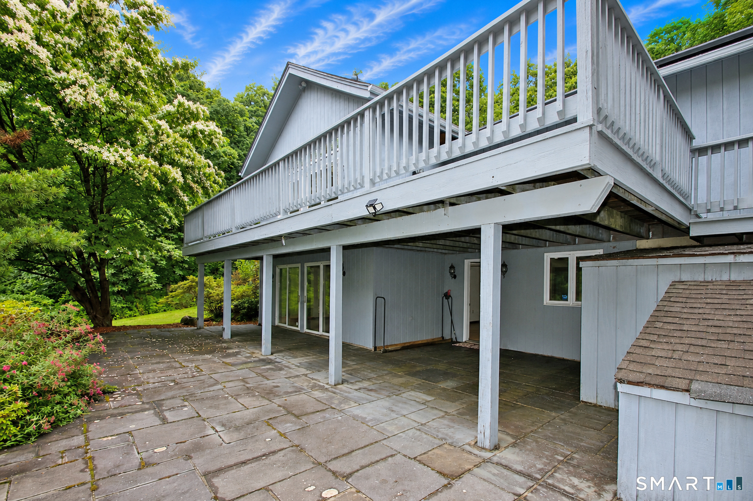 352 Center Street Wolcott, CT 06716 - Photo 6 of 40 a porch with seating space