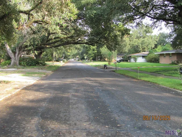 $179,900 | 9201 Kingcrest Parkway, Baton Rouge, LA 70810