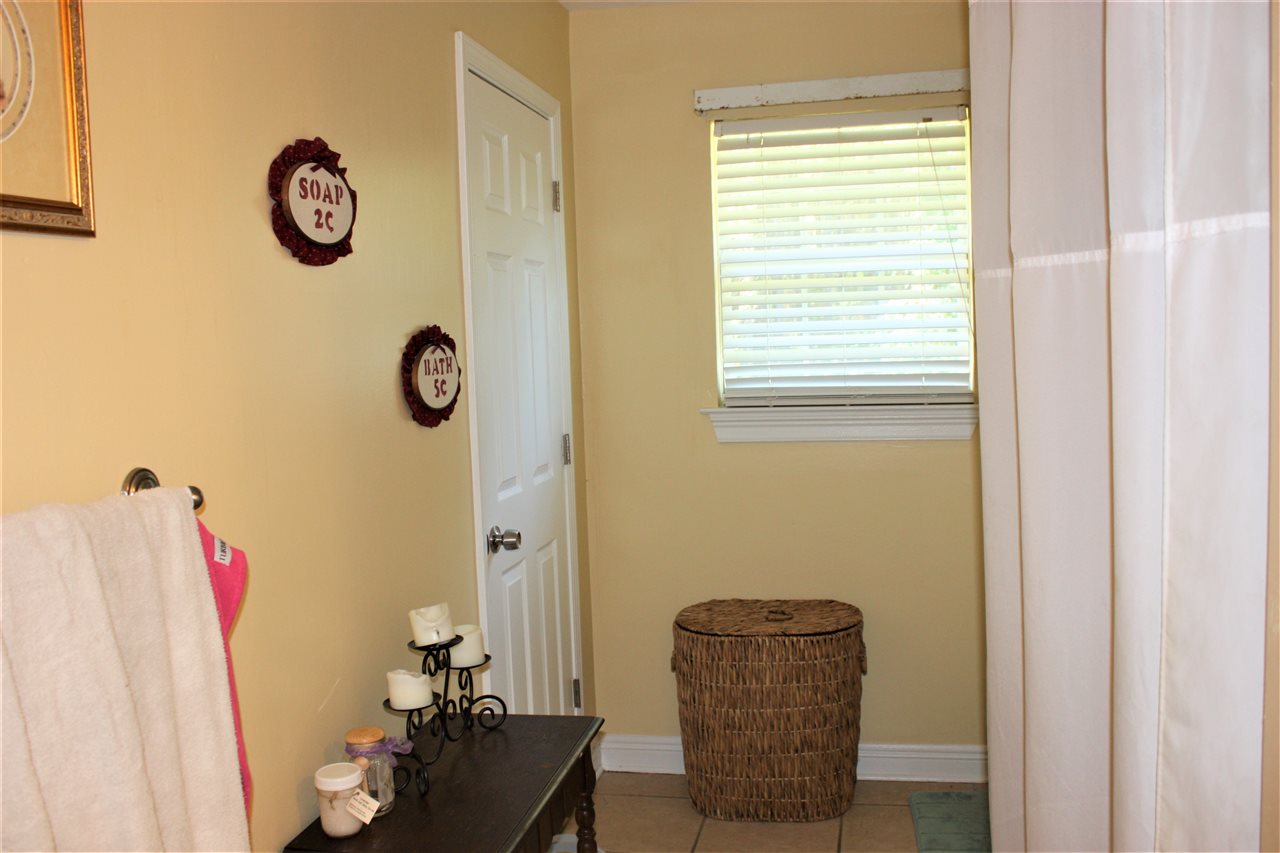 13898 Trawick Road Stapleton, AL 36578 - Photo 5 of 24 Upstairs bath