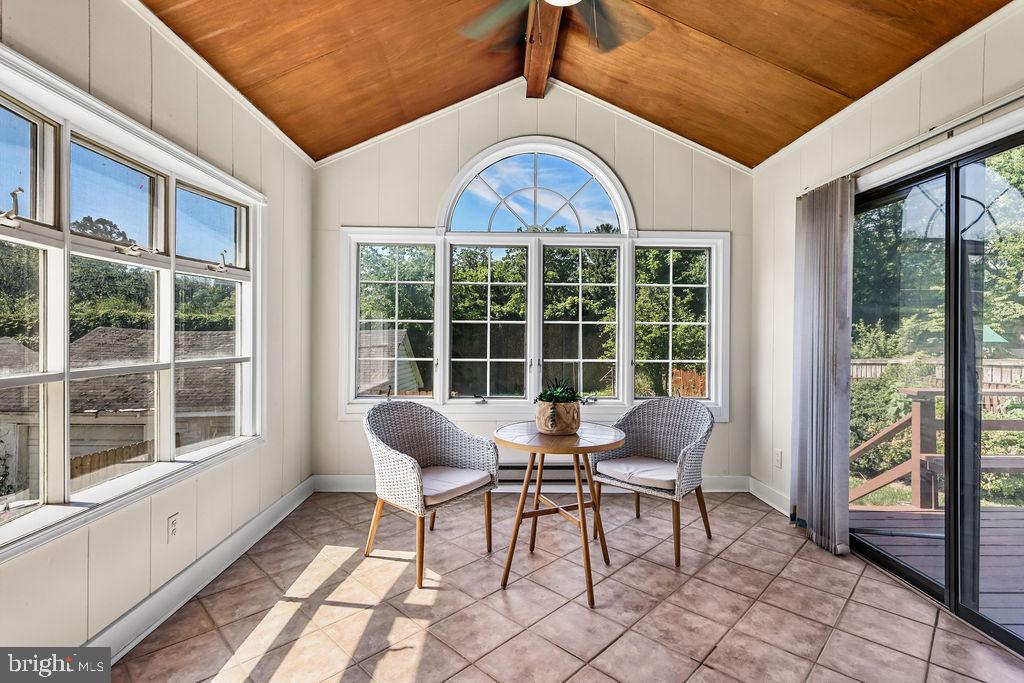 812 Forest Glen Road Silver Spring, MD 20901 - Photo 14 of 55