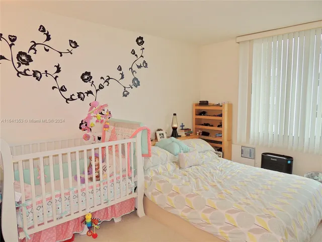 $345,000 | 1200 West Avenue, Unit 919, Miami Beach, FL 33139