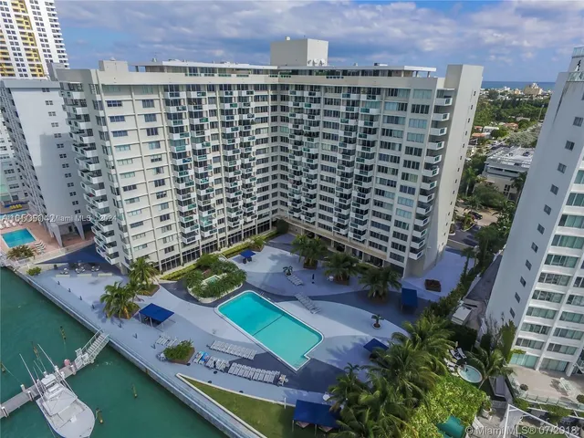 $345,000 | 1200 West Avenue, Unit 919, Miami Beach, FL 33139