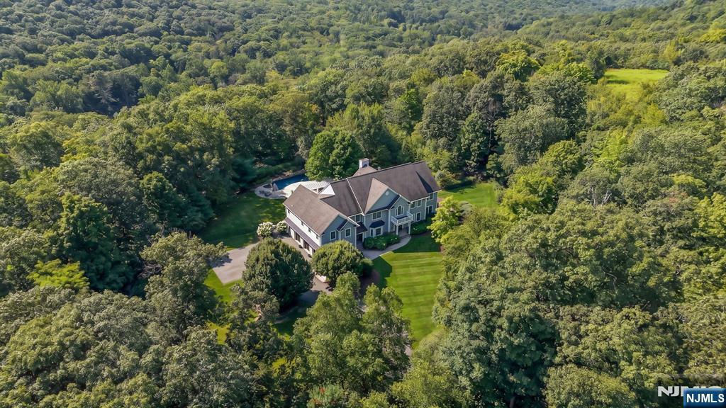 21 Reagan Way Butler, NJ 07405 - Photo 1 of 43 Gallery Image 1