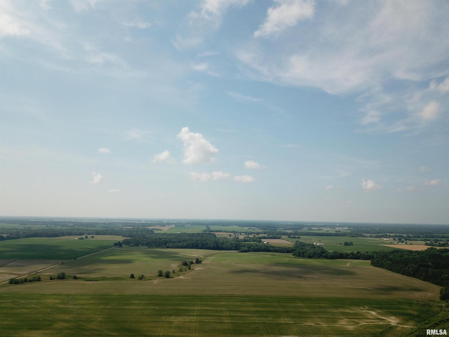 0 North Stanford Road Flora, IL 62839 - Photo 25 of 25 a view of an ocean and beach