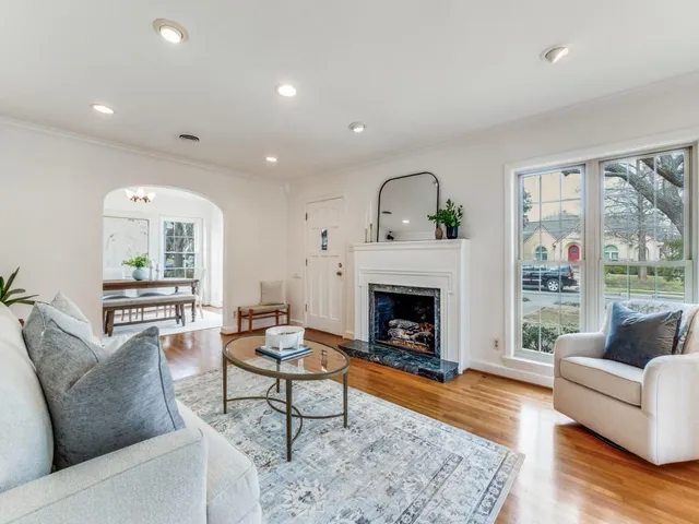 $859,000 | 5946 Monticello Avenue, Dallas, TX 75206