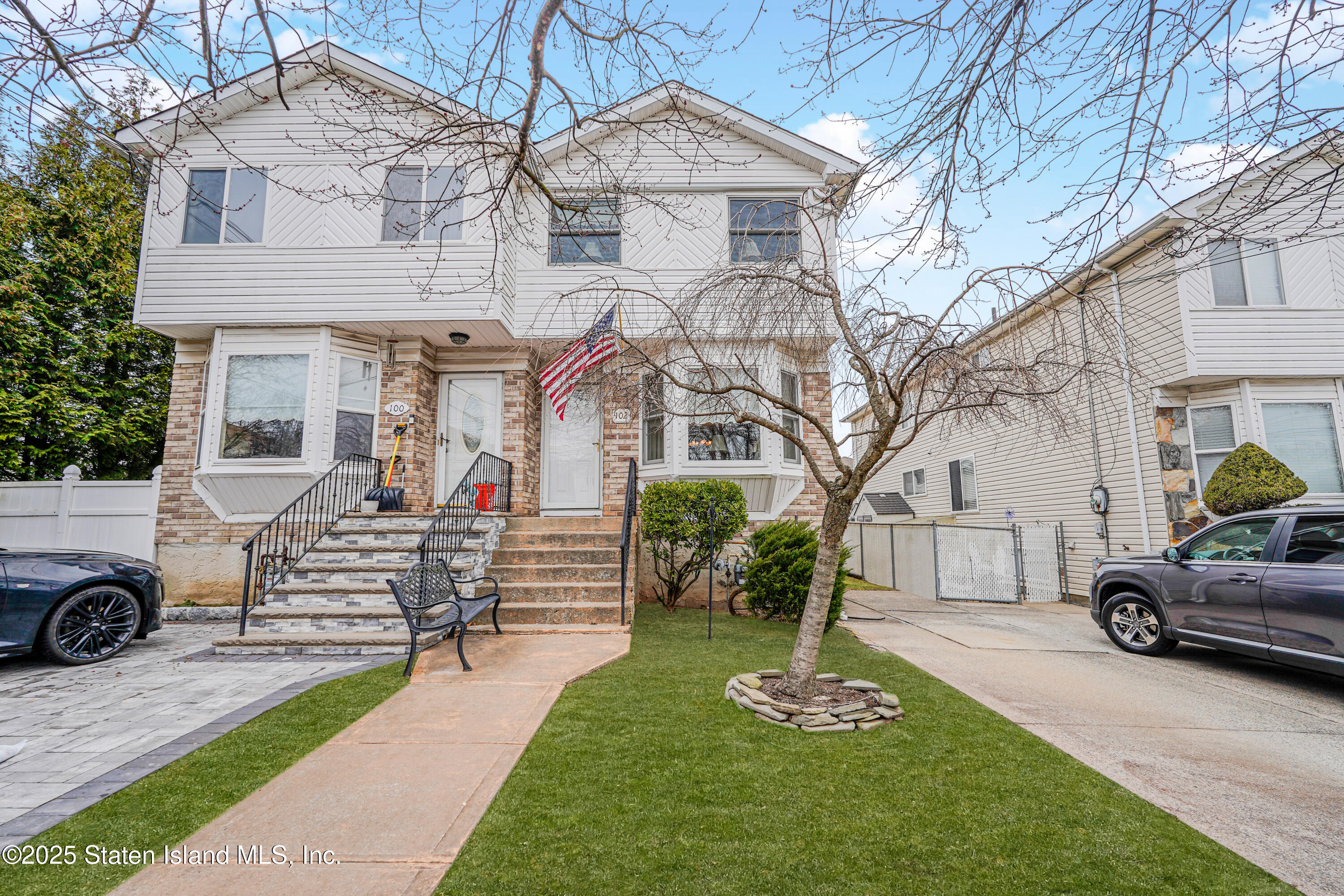 102 Mallow Street Staten Island, NY 10309 - Photo 2 of 33 Photo Mar 07 2025, 3 48 26 AM
