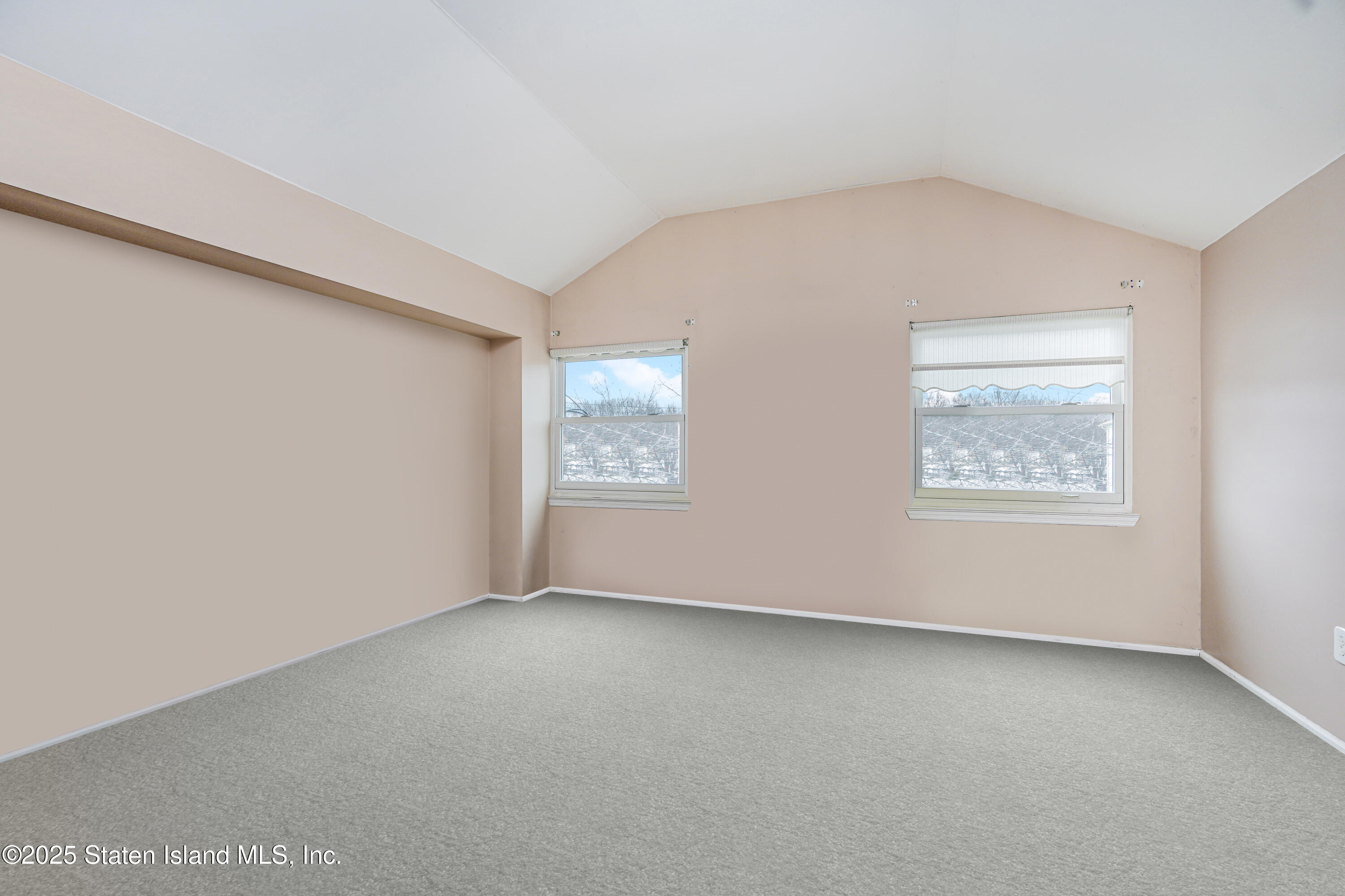 102 Mallow Street Staten Island, NY 10309 - Photo 21 of 33 Photo Mar 07 2025, 3 38 01 AM-Recovered