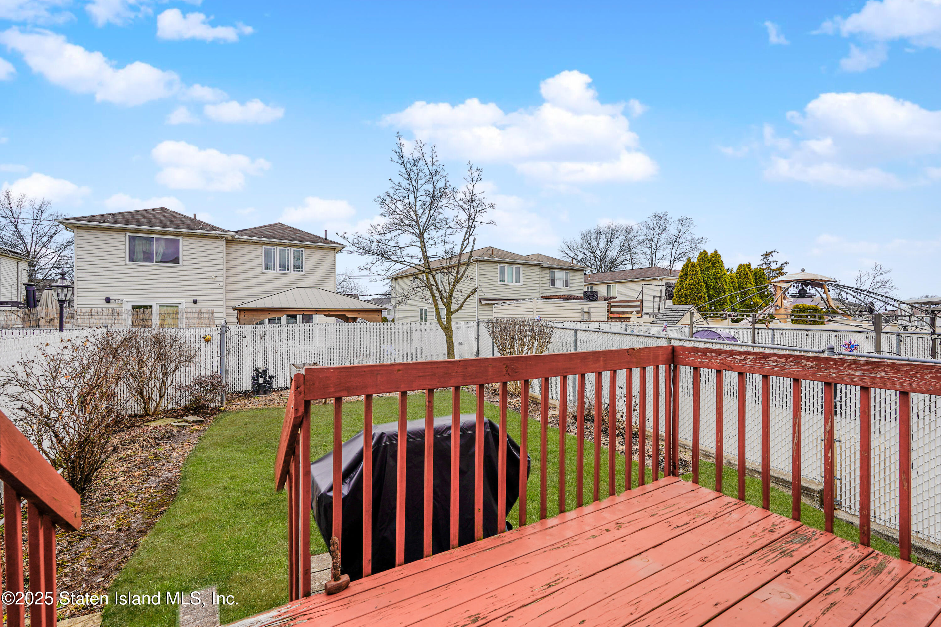 102 Mallow Street Staten Island, NY 10309 - Photo 29 of 33 Photo Mar 07 2025, 3 46 55 AM