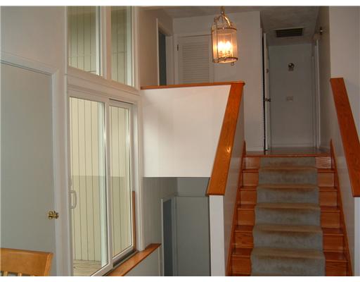 11 Meadowbrook Road Lincoln, RI 02865 - Photo 12 of 16 Entry.