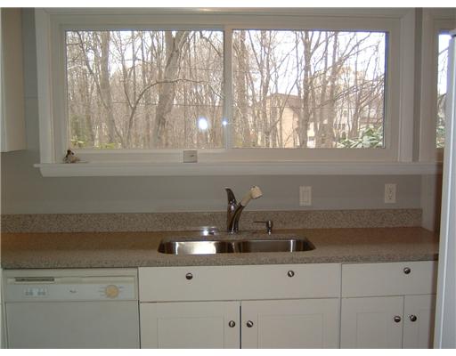 11 Meadowbrook Road Lincoln, RI 02865 - Photo 7 of 16 Kitchen.