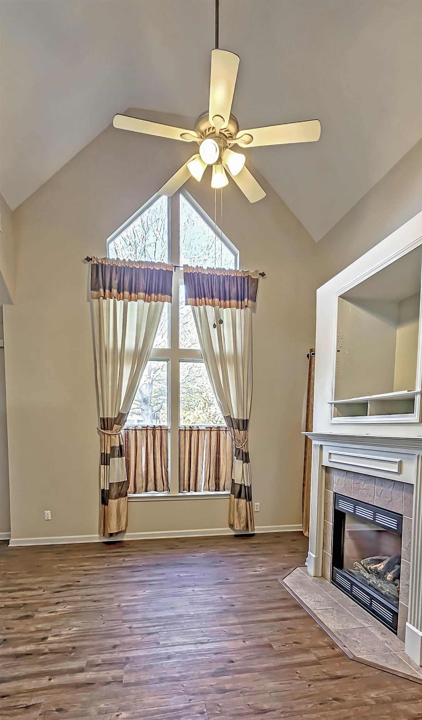 1358 Island Place East Memphis, TN 38103 - Photo 8 of 33