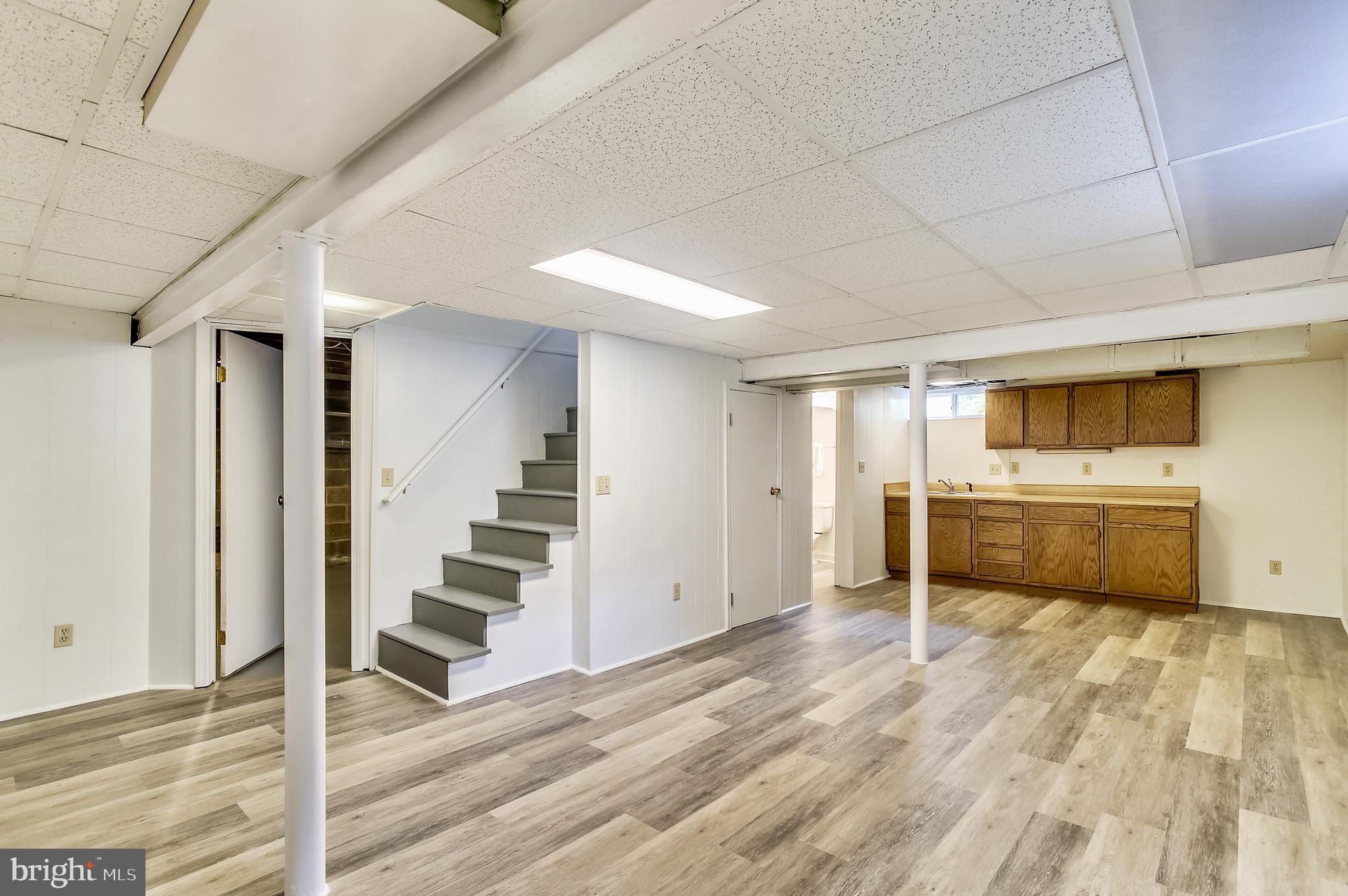 1000 Litchfield Road Baltimore, MD 21239 - Photo 32 of 34