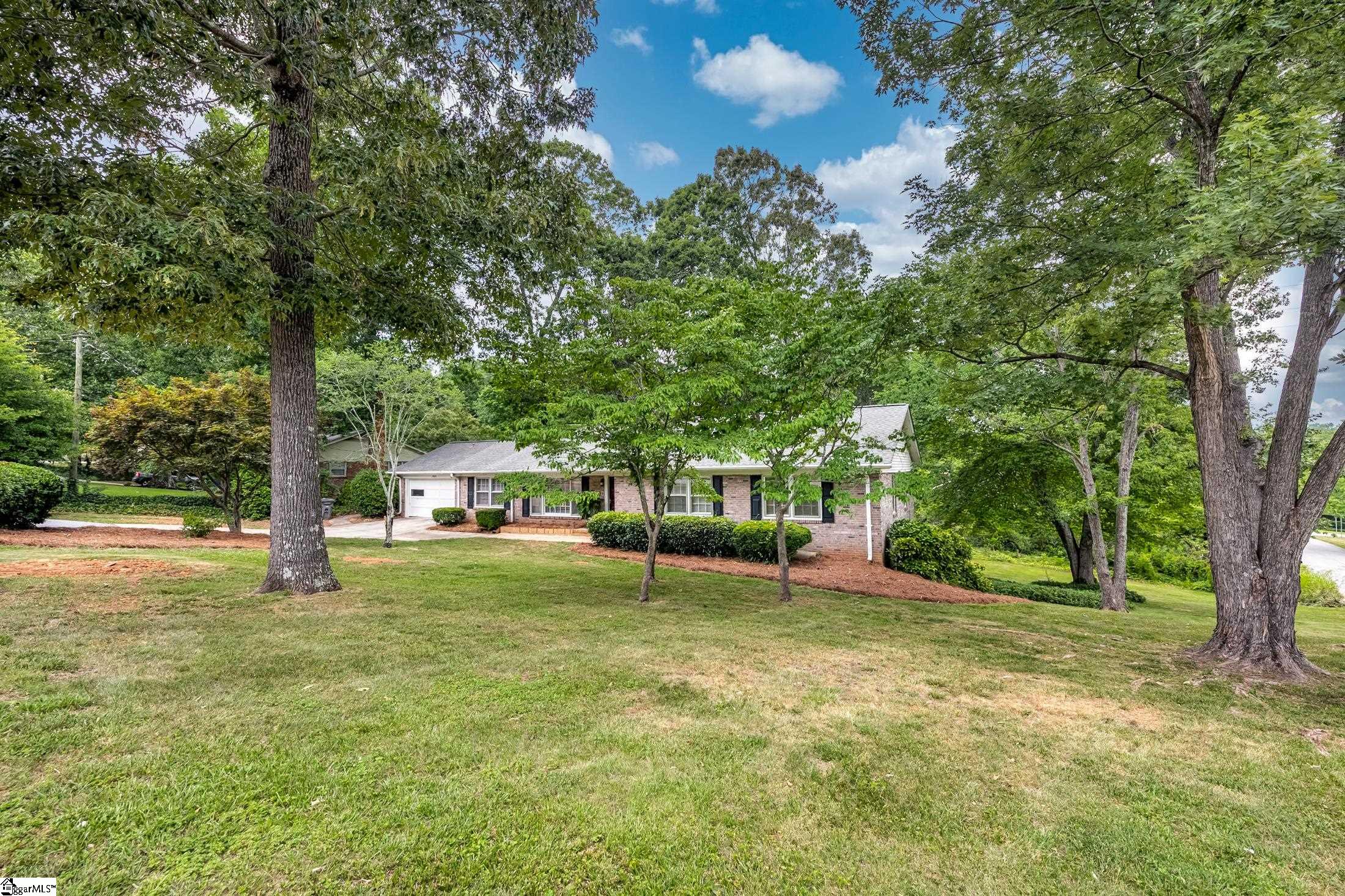 900 Butler Springs Road Greenville, SC 29615 - Photo 2 of 26 Gallery Image 2