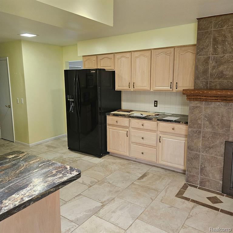 9233 Smiths Creek Road Goodells, MI 48027 - Photo 6 of 47 Gallery Image 6
