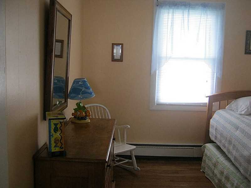 35 Major Arnold Road Narragansett, RI 02882 - Photo 12 of 14 Bedroom.