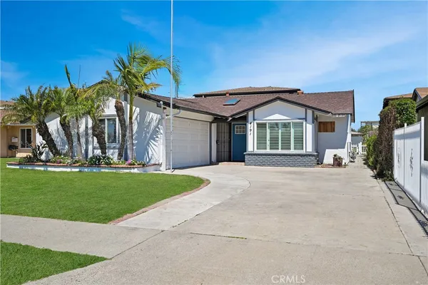 $4,200 | 4191 Farquhar Avenue, Los Alamitos, CA 90720